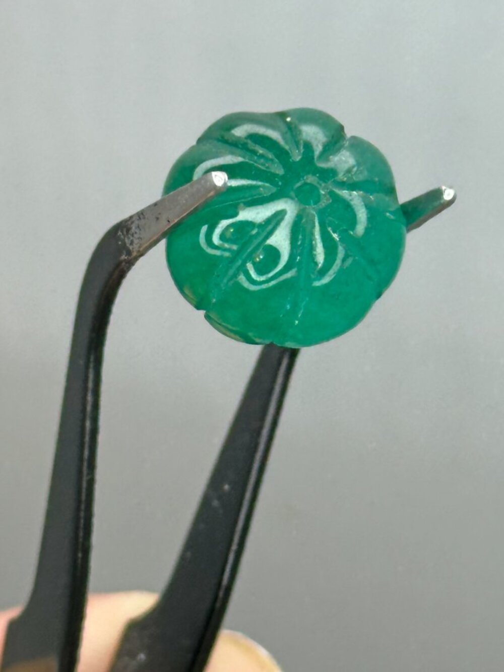 Natural Emerald Flower Bead *enhanced?*